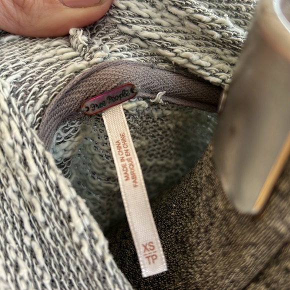 Free People “In the Loop” gray boho cardigan - Picture 5 of 8